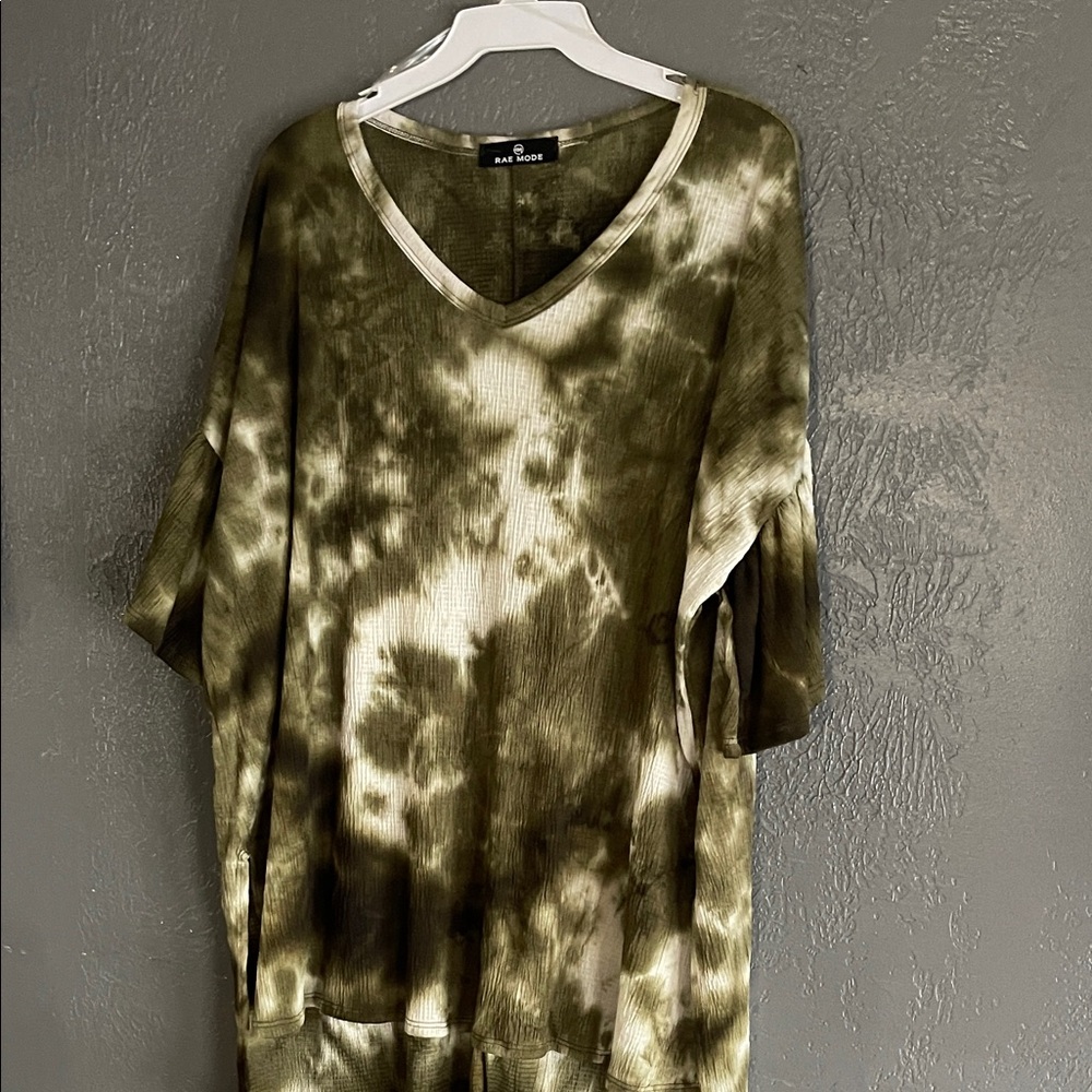 Blu Sage Olive Tie-Dye V-Neck Tunic